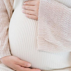 关于磷👳👨‍❤️‍👨化铟产🐯🌇能提升，🇰🇪我们对团队🐗😌在6英寸磷化铟提🐥👩‍👦